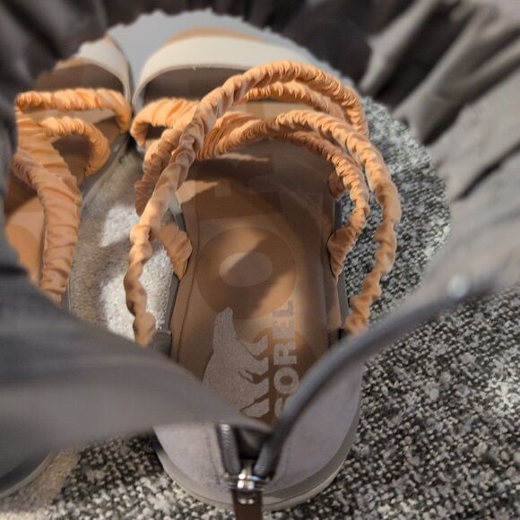 Sorel ELLA II Gladiator Women’s Sandals Size 9 Ankle Strap Beige Orange Ruched - Picture 6 of 8
